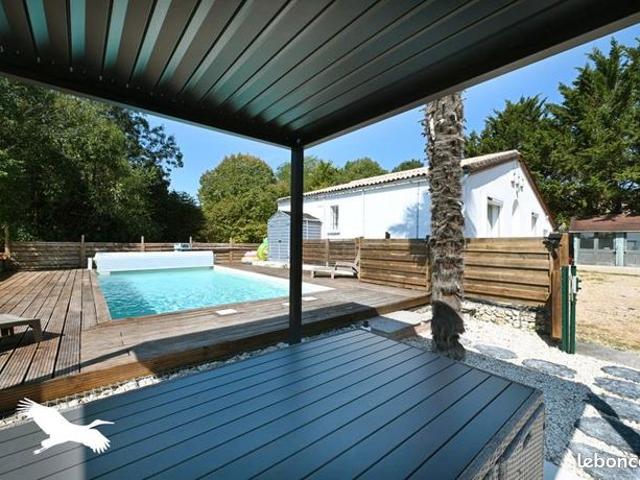 Maison 7 pièces 202 m²