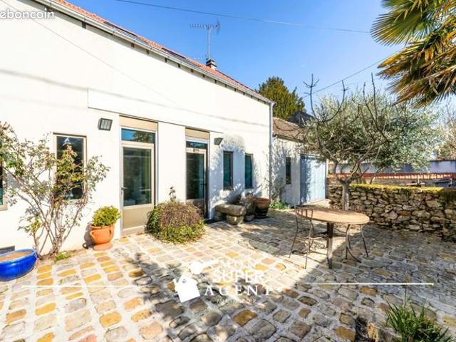 Maison 7 pièces 202 m²