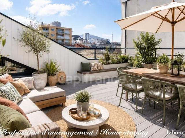 Maison 7 pièces 202 m²