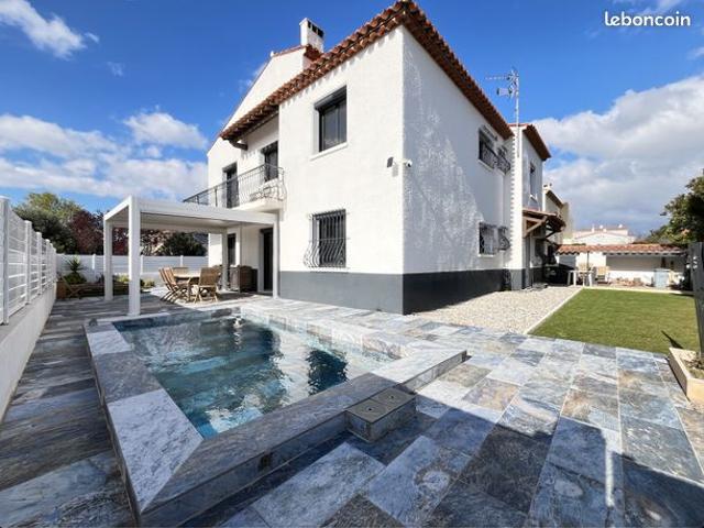 Maison 7 pièces 202 m²