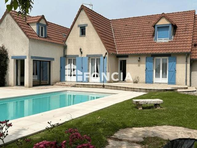 Maison 7 pièces 202 m²