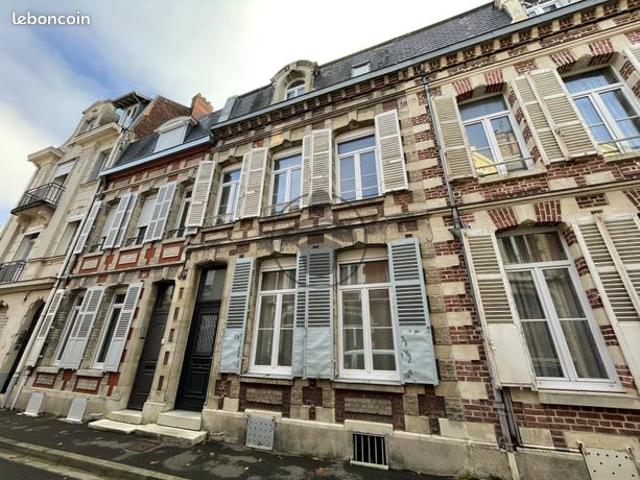 Maison 7 pièces 202 m²