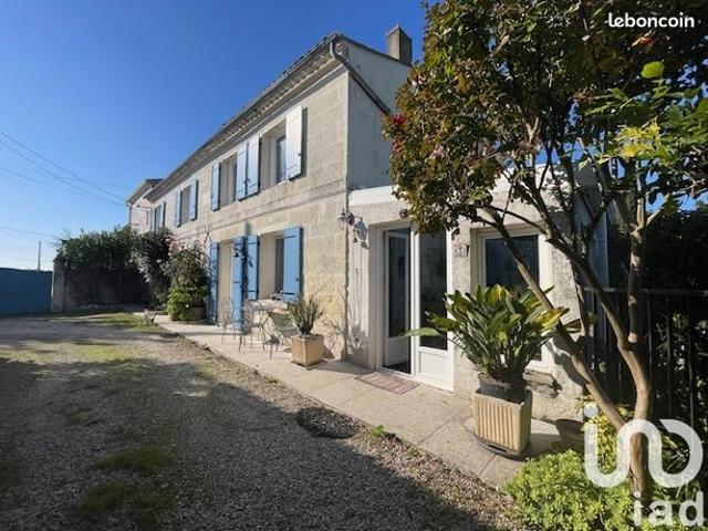 Maison 7 pièces 202 m²