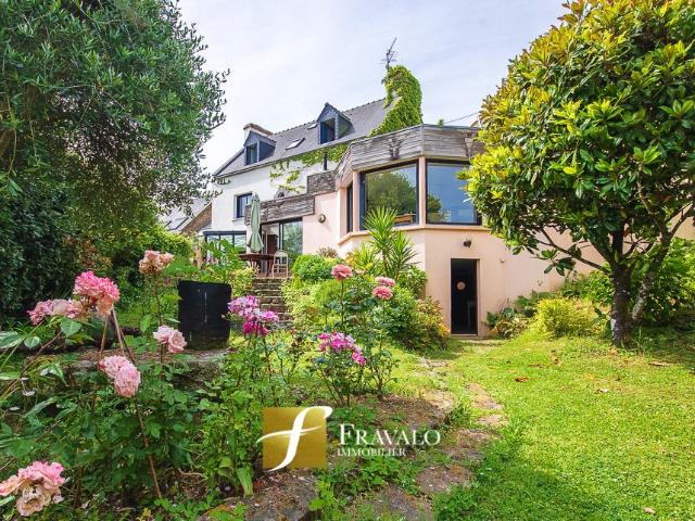 Maison 7 pièces 202 m²