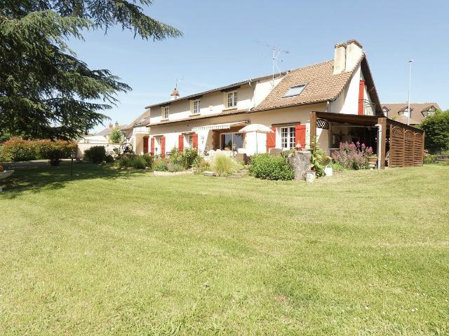 Maison 7 pièces 202 m²