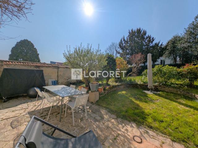 Maison 7 pièces 202 m²
