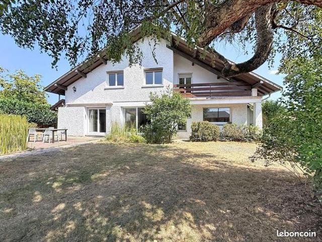 Maison 7 pièces 202 m²