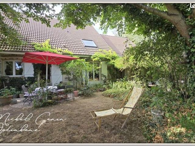 Maison 7 pièces 202 m²