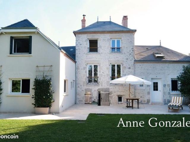 Maison 7 pièces 202 m²