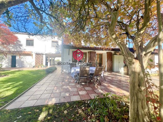 Maison 7 pièces 202 m²