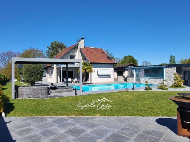 Maison 7 pièces 202 m²