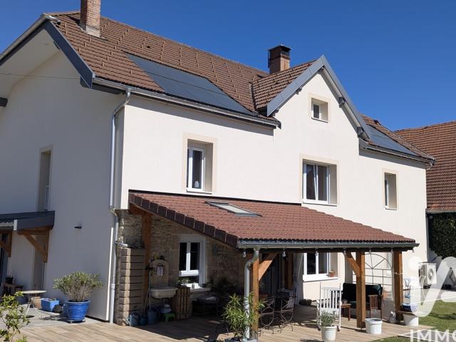 Maison 7 pièces 202 m²