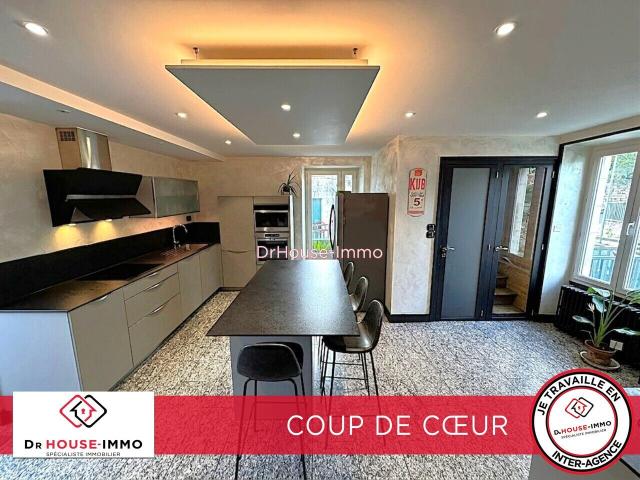 Maison 7 pièces 202 m²