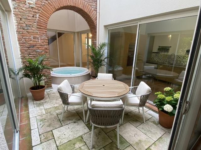 Maison 7 pièces 202 m²