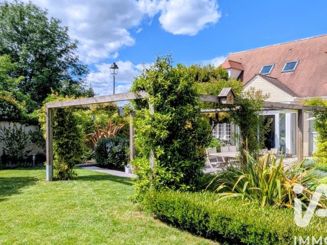 Maison 7 pièces 202 m²