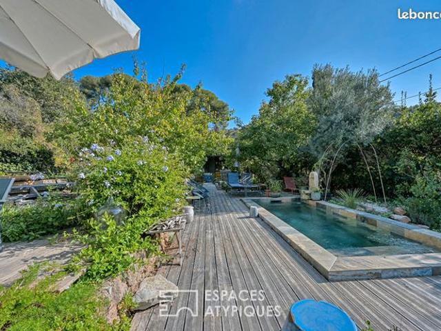 Propriété 7 pièces 202 m²