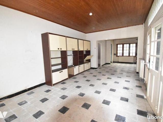 Maison 7 pièces 203 m²