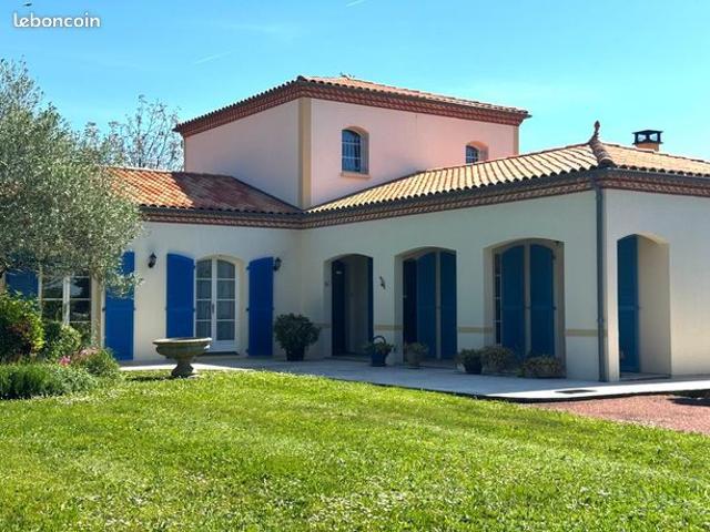 Maison 7 pièces 203 m²