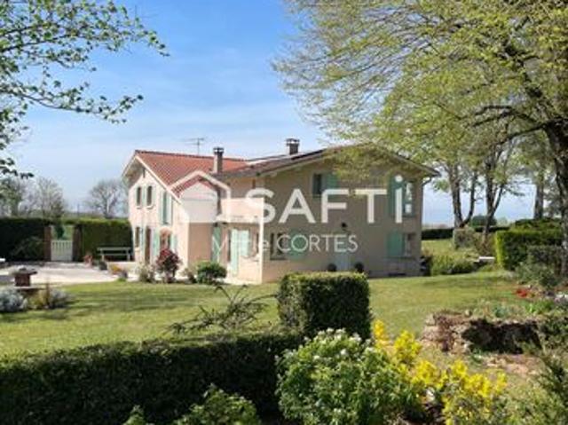 Maison 7 pièces 203 m²