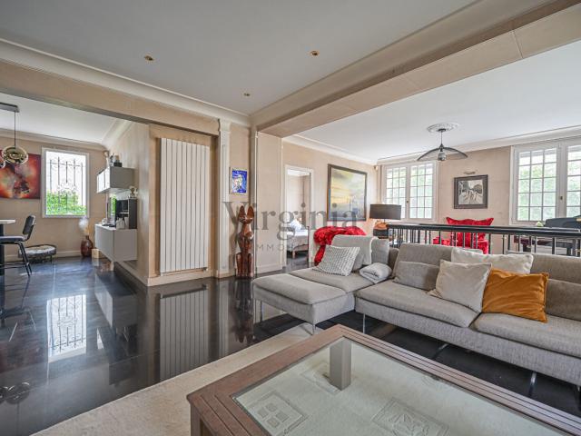 Maison 7 pièces 203 m²