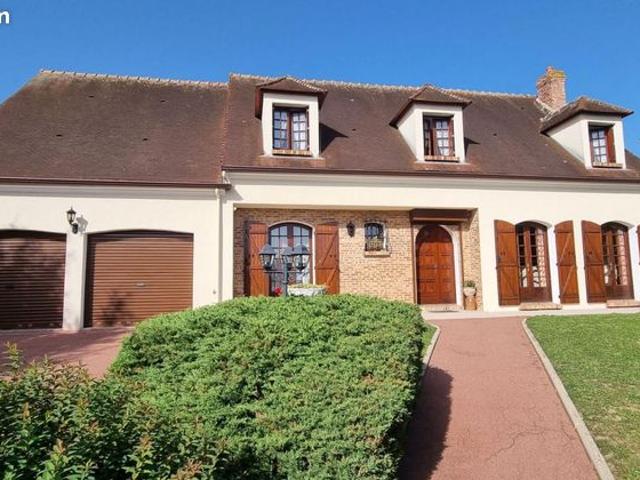 Maison 7 pièces 203 m²