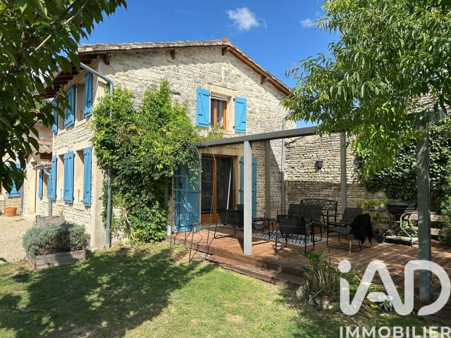 Maison 7 pièces 203 m²