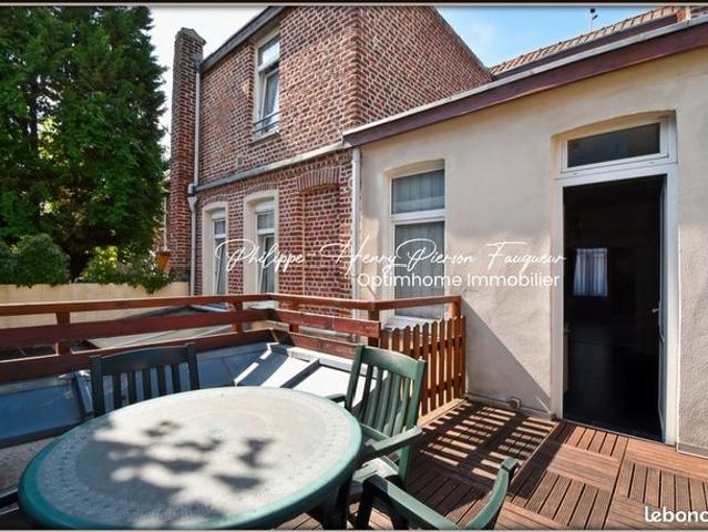 Maison 7 pièces 203 m²