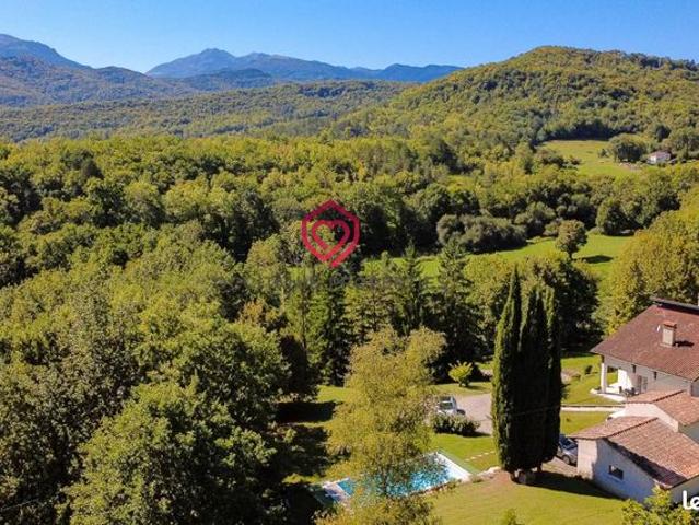 Maison 7 pièces 203 m²