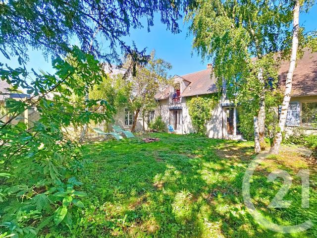 Maison 7 pièces 203 m²