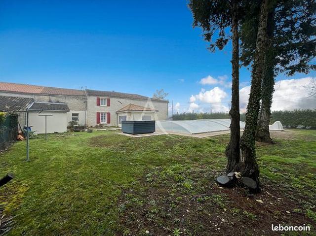 Maison 7 pièces 203 m²