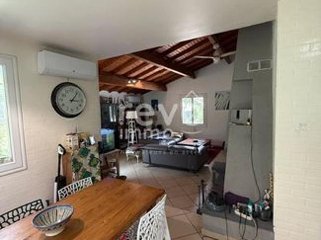 Maison 7 pièces 203 m²