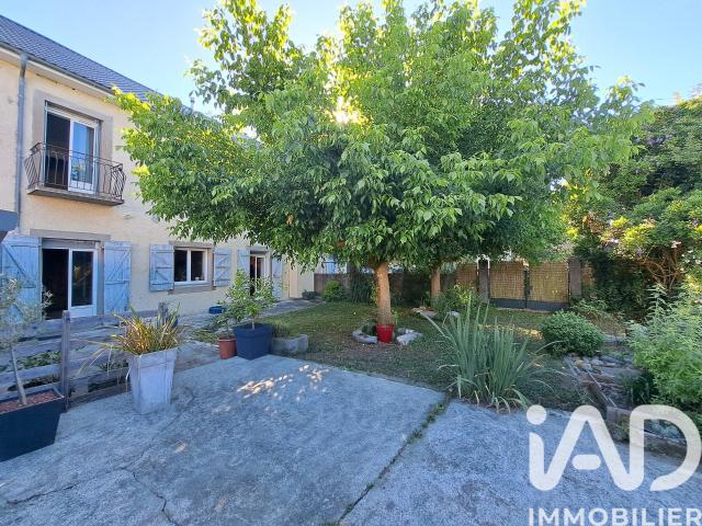 Maison 7 pièces 203 m²