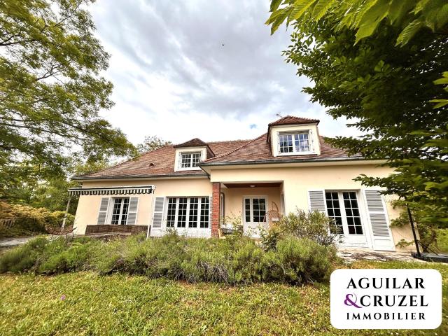 Maison 7 pièces 203 m²