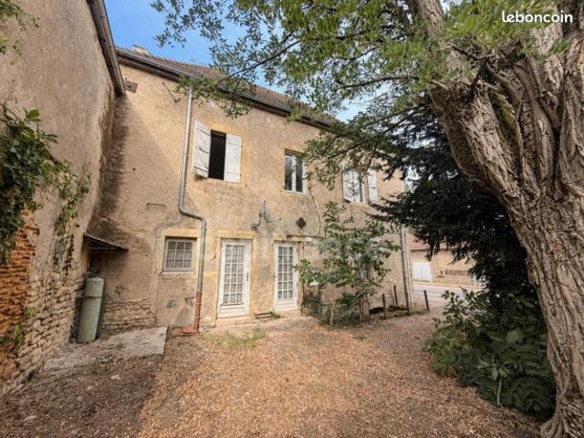 Maison 7 pièces 203 m²