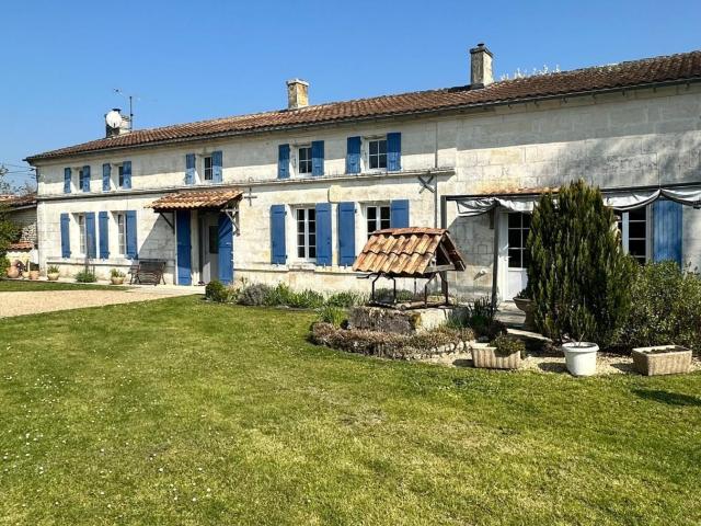 Maison 7 pièces 203 m²