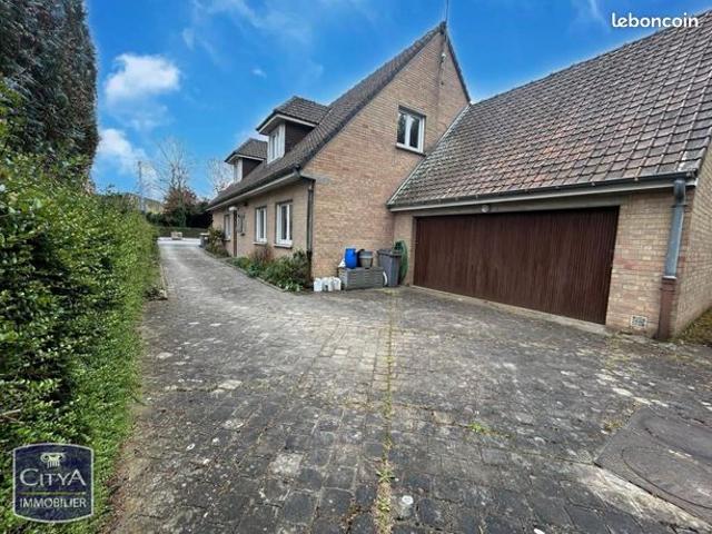 Maison 7 pièces 203 m²