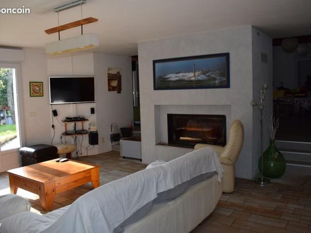 Maison 7 pièces 203 m²