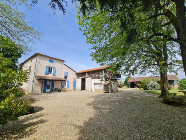 Maison 7 pièces 203 m²