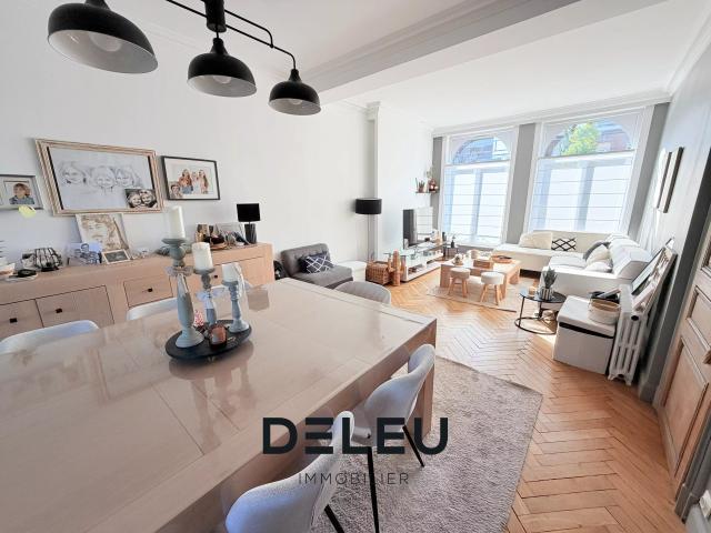 Maison 7 pièces 203 m²