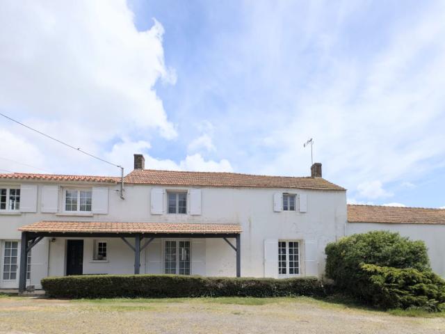 Maison 7 pièces 214 m²
