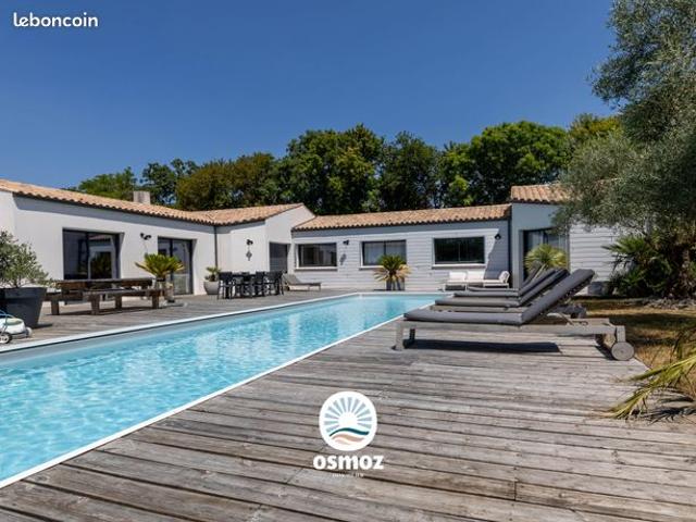 Maison 7 pièces 214 m²
