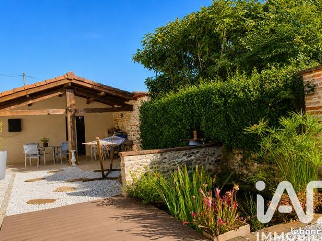 Maison 7 pièces 214 m²