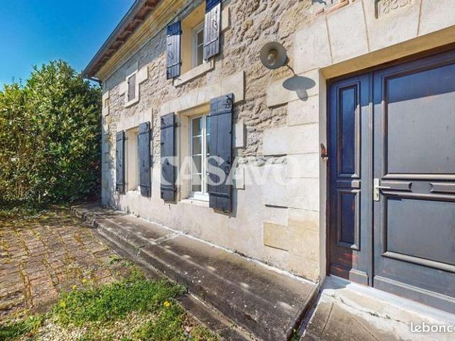 Maison 7 pièces 214 m²