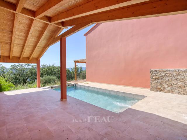 Maison 7 pièces 214 m²