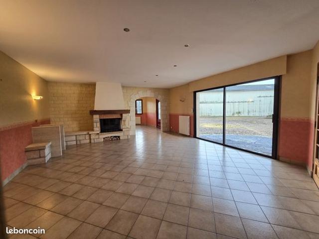 Maison 7 pièces 214 m²