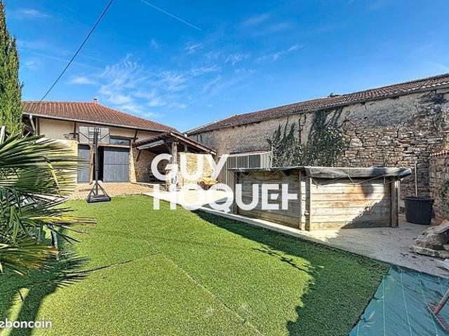 Maison 7 pièces 214 m²