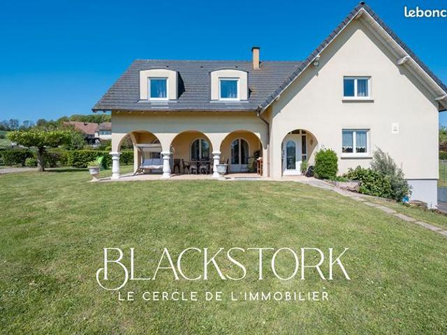 Maison 7 pièces 214 m²