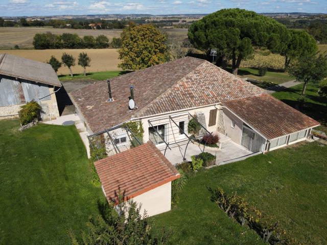 Maison 7 pièces 214 m²