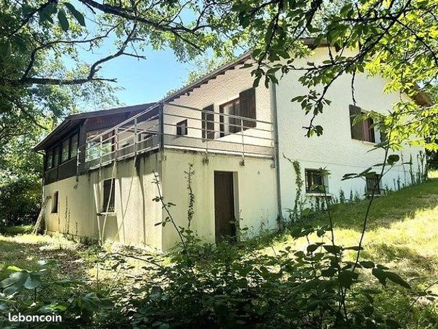 Maison 7 pièces 214 m²