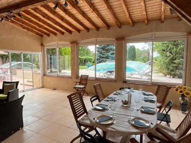 Maison 7 pièces 214 m²